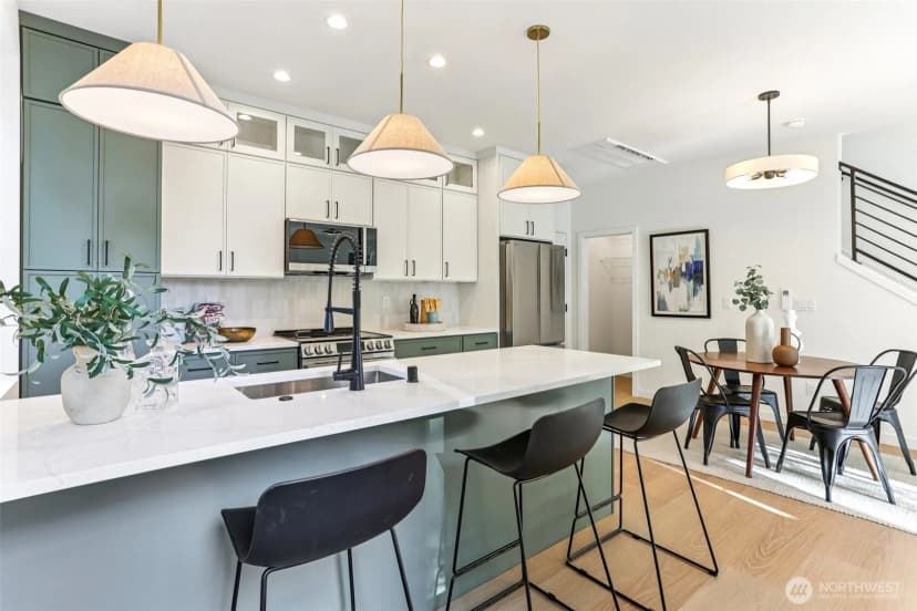 Property photo for 13750 Stone Avenue N, Seattle photo 12