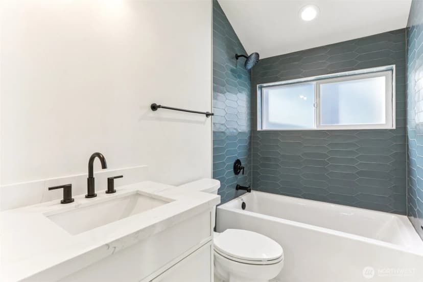 Property photo for 13750 Stone Avenue N, Seattle photo 21