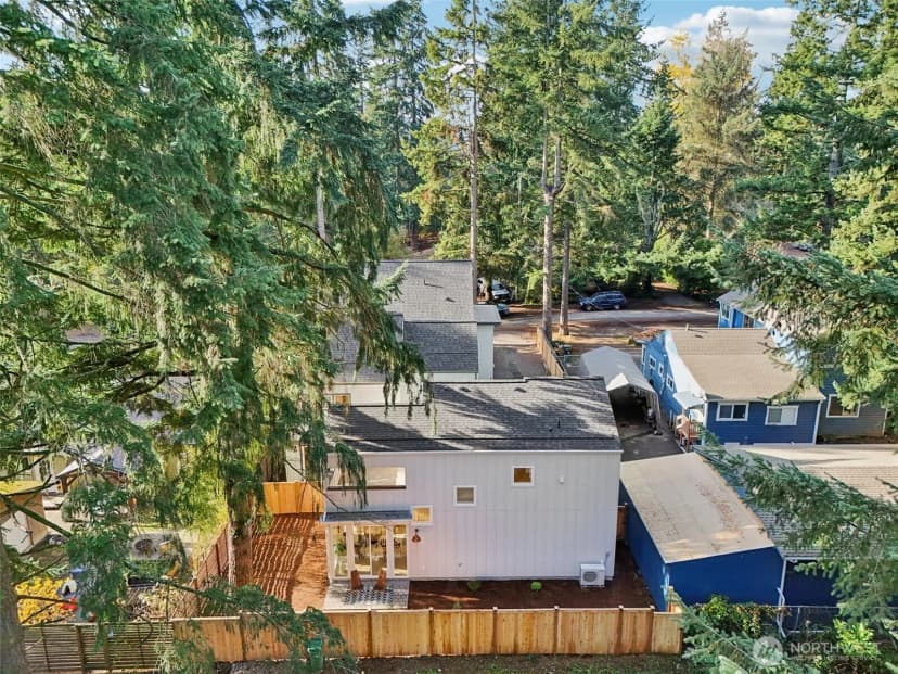 Property photo for 13750 Stone Avenue N, Seattle photo 31