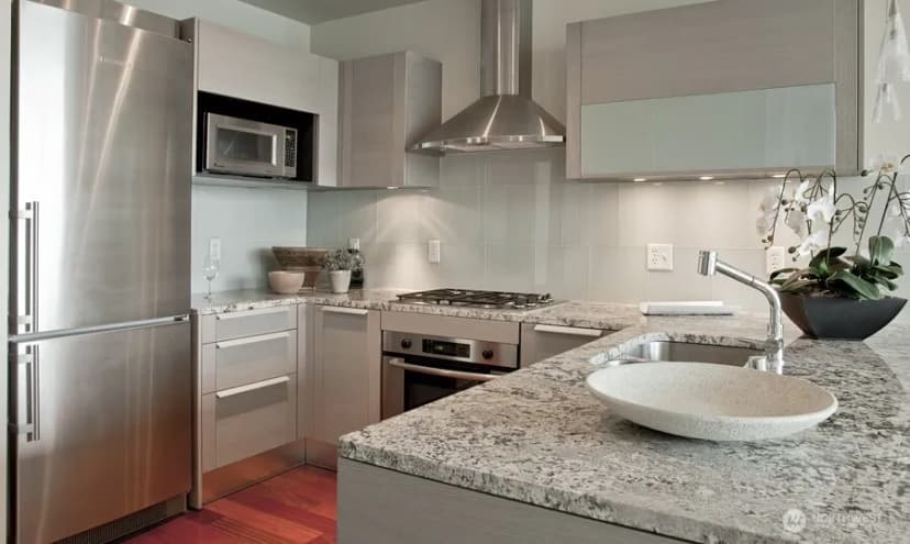 Property photo for 737 Olive Way #2706, Seattle photo 9