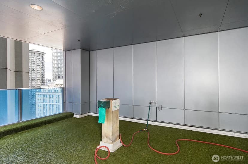 Property photo for 737 Olive Way #2706, Seattle photo 22