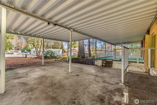 Property photo for 13405 Cedar Court E, Bonney Lake photo 5