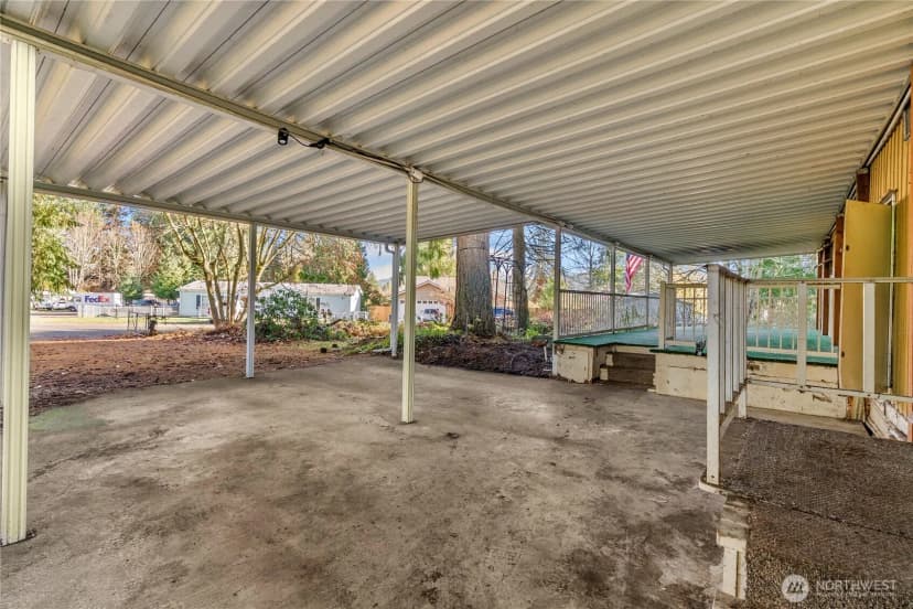 Property photo for 13405 Cedar Court E, Bonney Lake photo 5