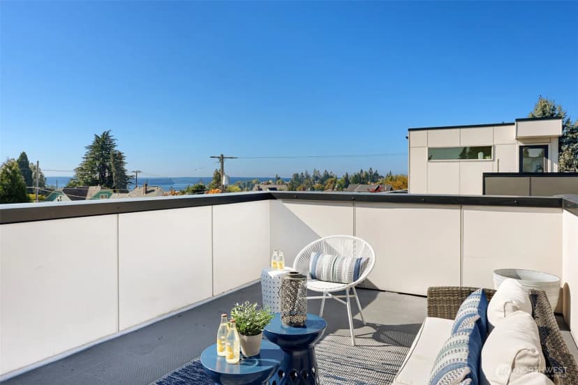 Property photo for 4027 California Avenue Sw #d, Seattle photo 21