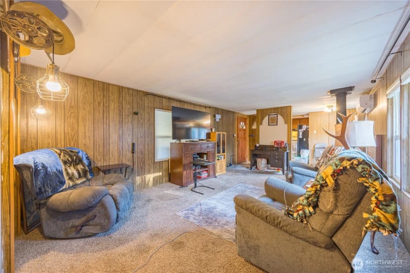 Property photo for 251 Gossett Road, Port Angeles photo 14
