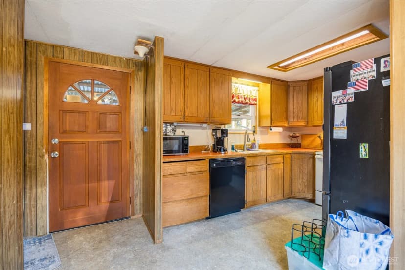 Property photo for 251 Gossett Road, Port Angeles photo 10
