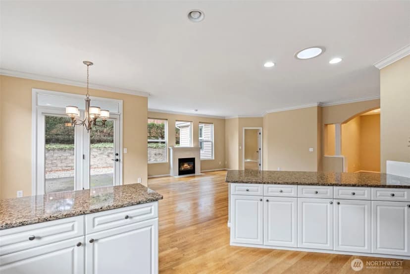 Property photo for 6910 38th Street Ct W, University Place photo 5