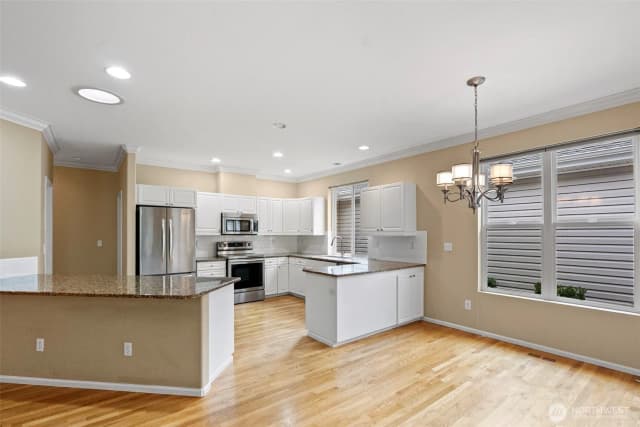 Property photo for 6910 38th Street Ct W, University Place photo 3