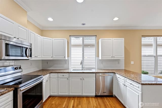 Property photo for 6910 38th Street Ct W, University Place photo 4