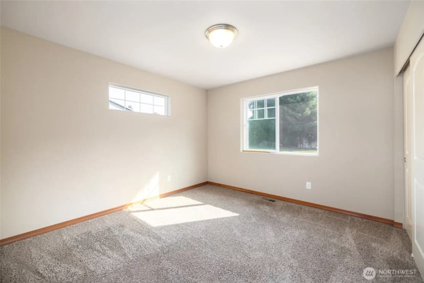 Property photo for 31701 Edwin Lane, Lyman photo 16