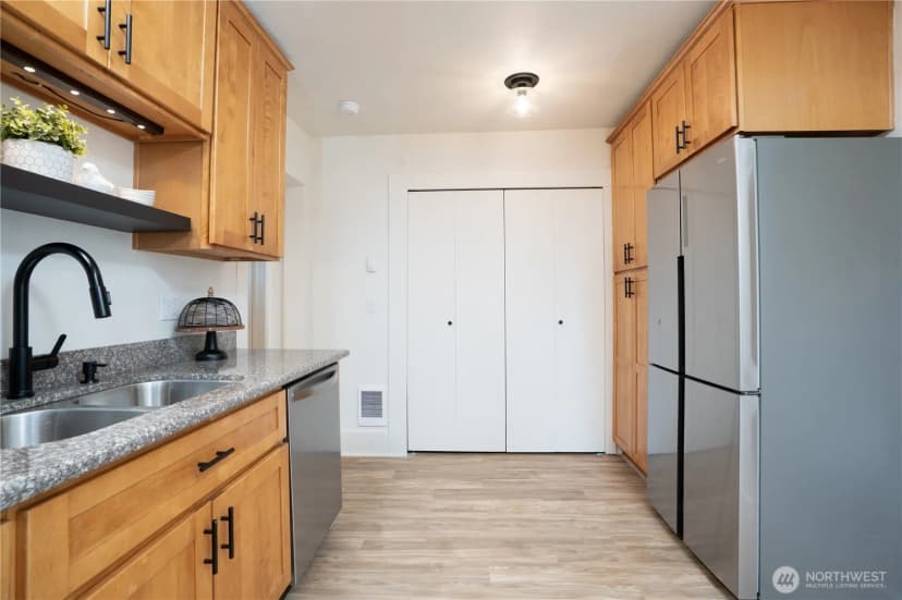 Property photo for 515 S 46th Street, Tacoma photo 16