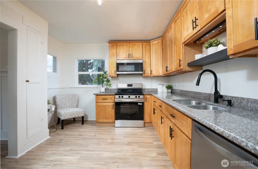 Property photo for 515 S 46th Street, Tacoma photo 14