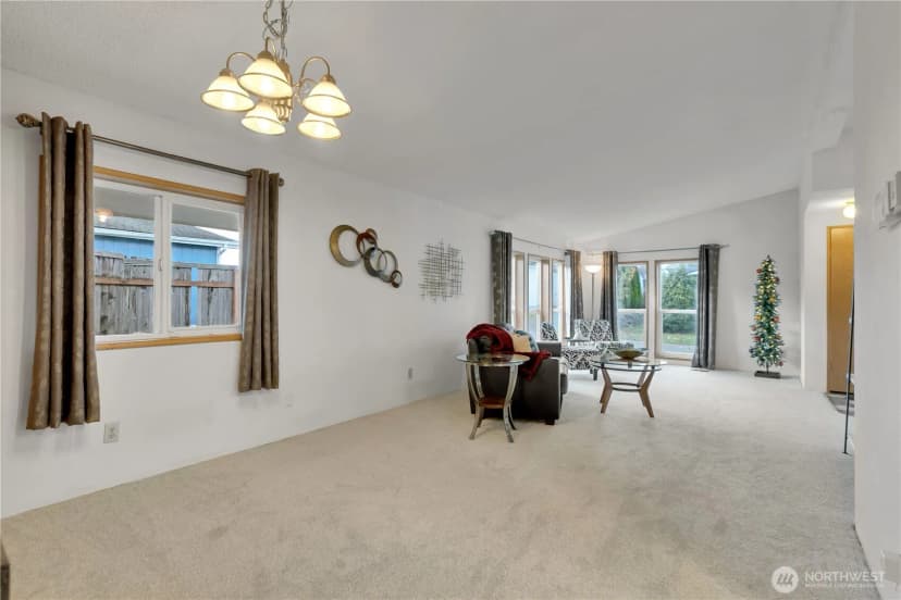 Property photo for 15011 Se 274th Lane, Kent photo 16