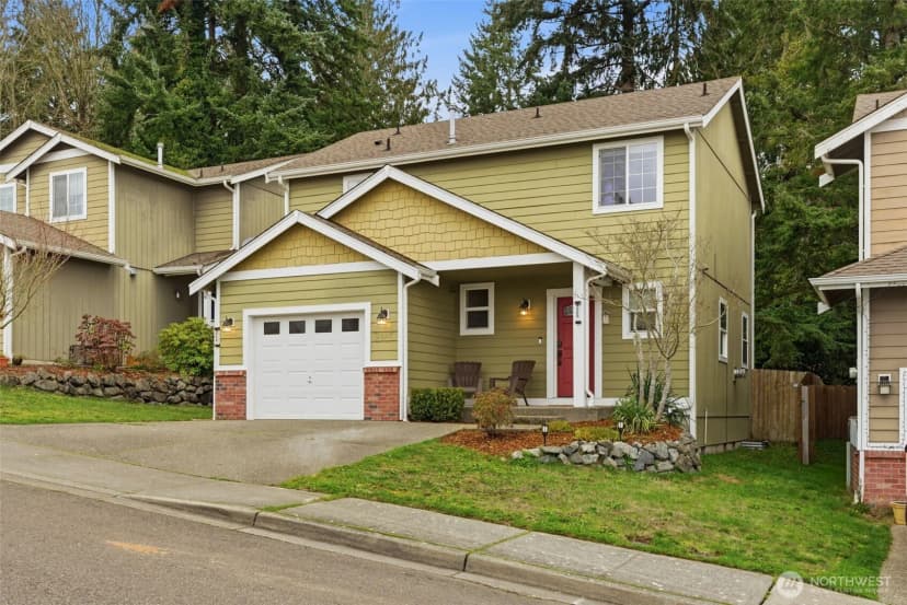 Property photo for 6860 Aquene Loop Ne, Bremerton photo 2