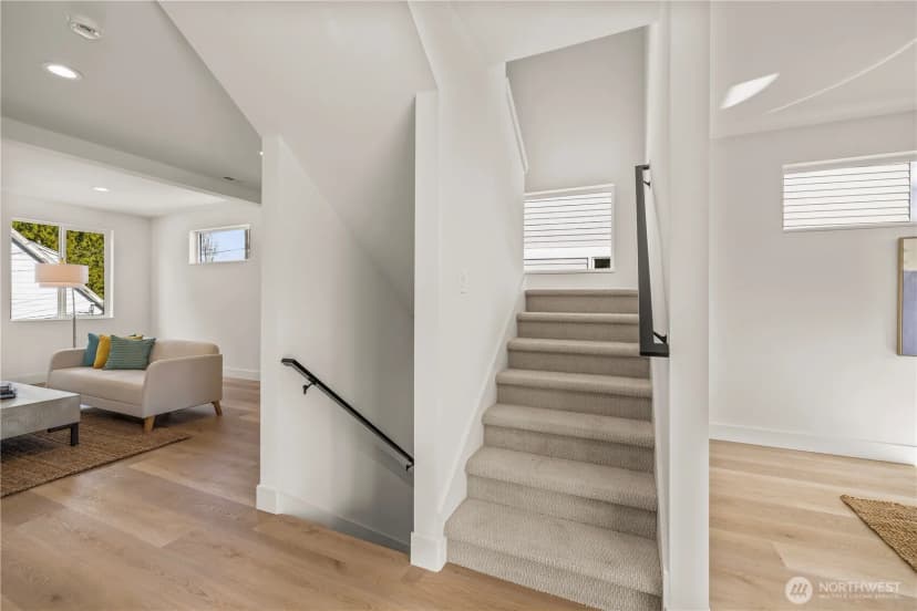 Property photo for 6732 21st Avenue Sw, Seattle photo 28