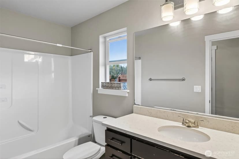 Property photo for 1858 Challenger Street, Ferndale photo 14