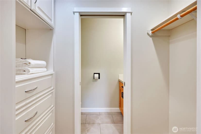 Property photo for 7701 Beacon Place Ne #103, Bremerton photo 25