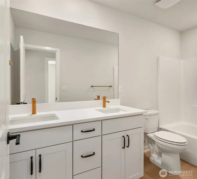 Property photo for 23419 Marinwood Circle Ne #00512, Kingston photo 18