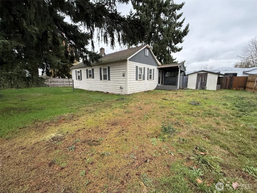 Property photo for 1826 G Street Se, Auburn photo 4