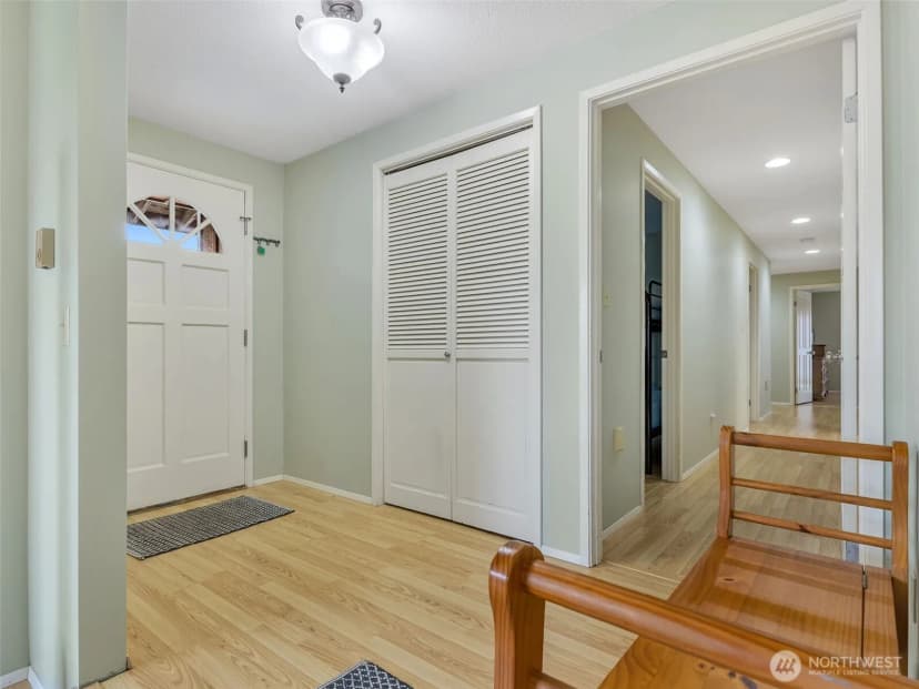 Property photo for 23716 J Place, Ocean Park photo 7