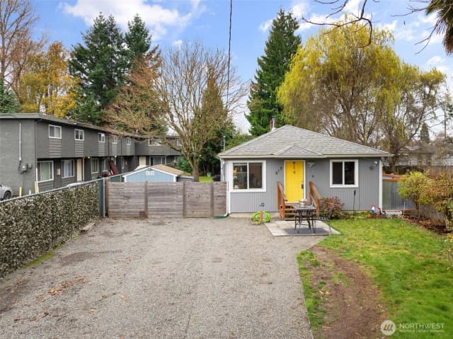 Property photo for 615 1st Avenue S, Kent photo 2