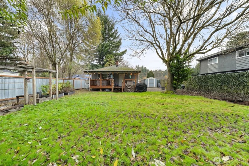 Property photo for 615 1st Avenue S, Kent photo 19