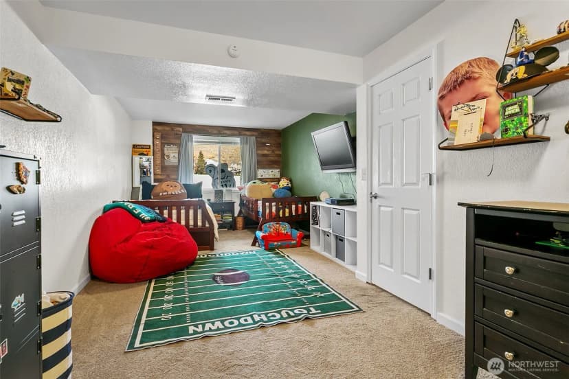 Property photo for 1403 W Cherry Avenue, Selah photo 27