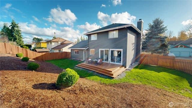 Property photo for 11406 Se 219th Place, Kent photo 2