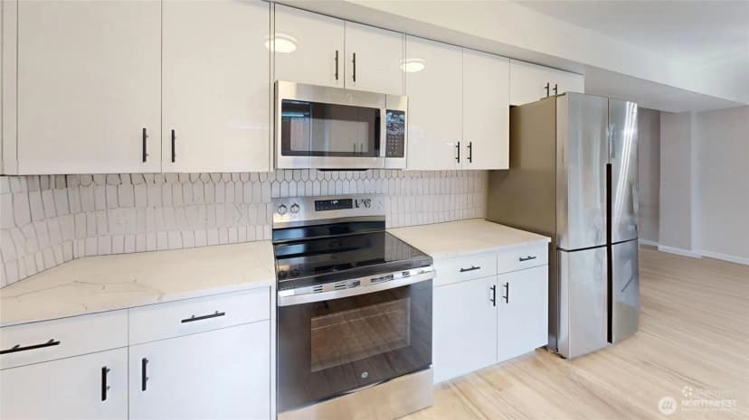Property photo for 11406 Se 219th Place, Kent photo 9