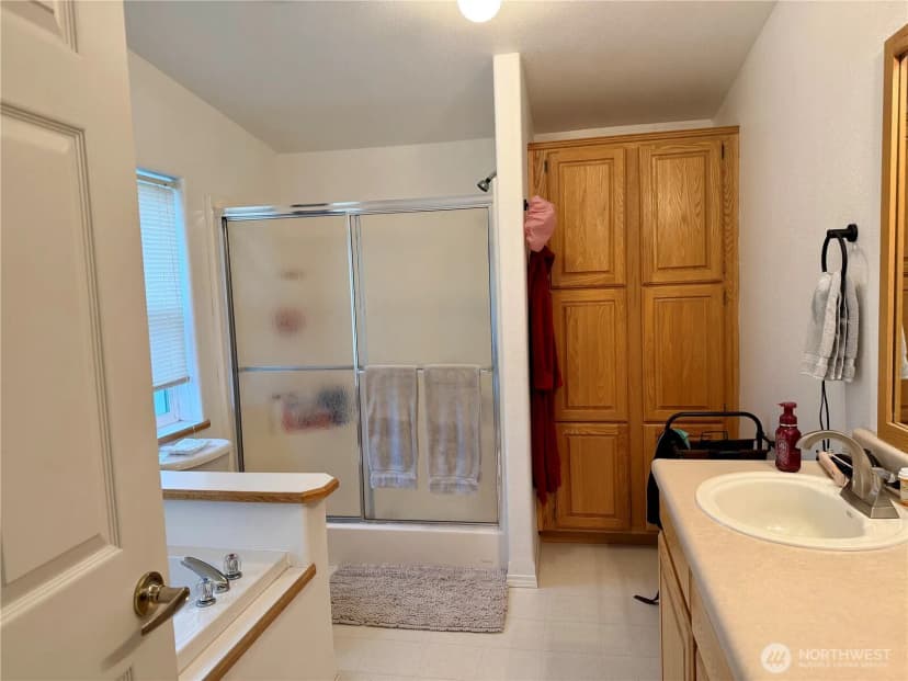 Property photo for 502 Nw Armstrong Avenue, Wilbur photo 14