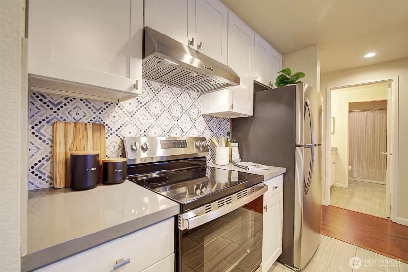 Property photo for 3890 Whitman Avenue N #301, Seattle photo 6