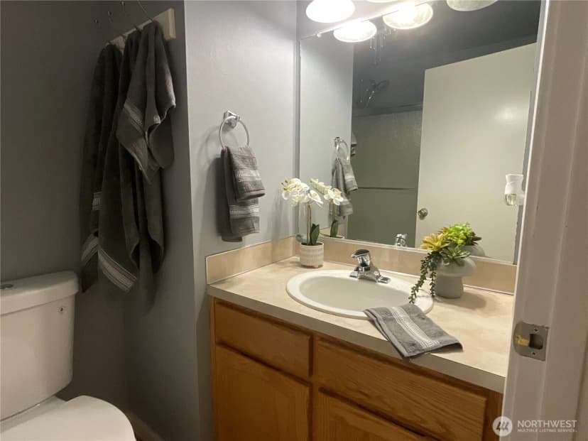 Property photo for 1105 Ne Cordero Drive, Oak Harbor photo 17