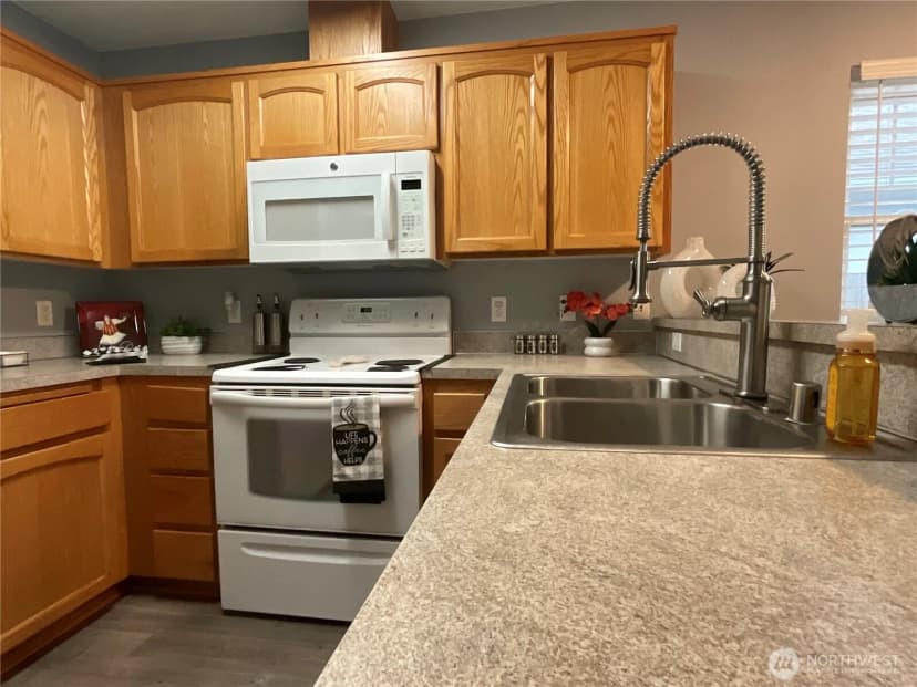 Property photo for 1105 Ne Cordero Drive, Oak Harbor photo 11
