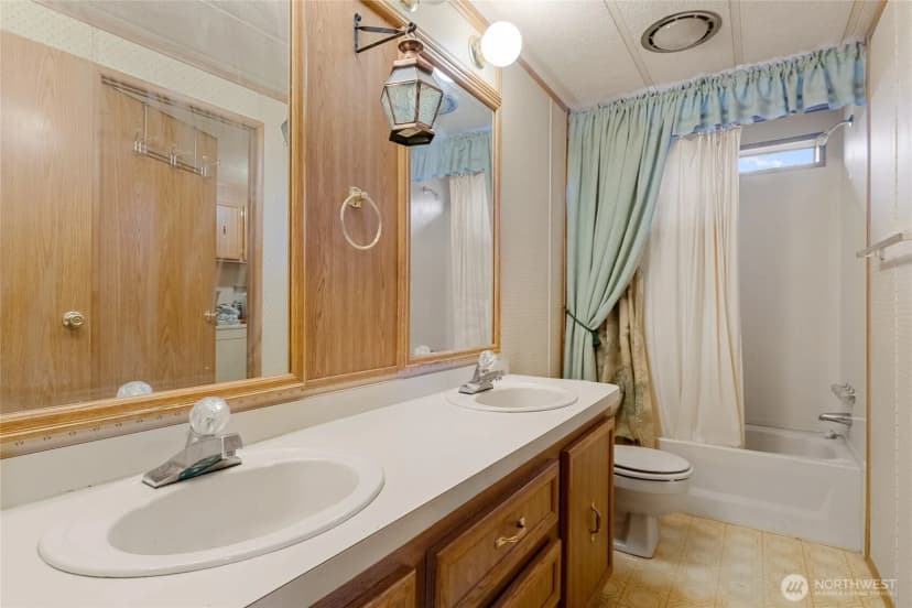 Property photo for 511 W 1st Street, Waterville photo 17