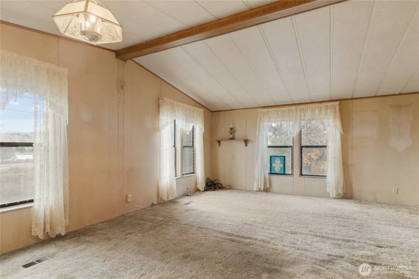 Property photo for 511 W 1st Street, Waterville photo 9