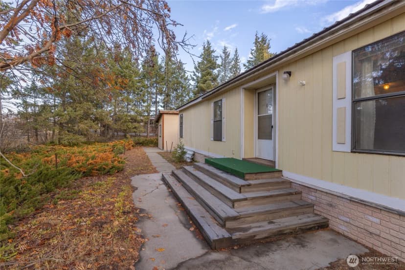 Property photo for 511 W 1st Street, Waterville photo 7