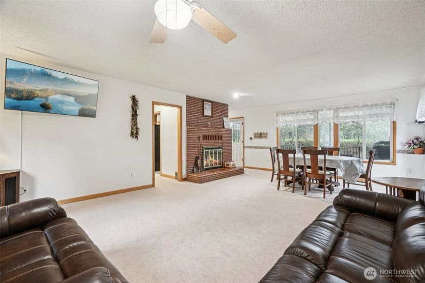 Property photo for 718 Ne Cottonwood Drive, Woodland photo 5
