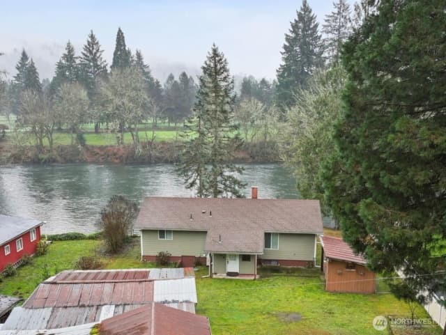 Property photo for 718 Ne Cottonwood Drive, Woodland