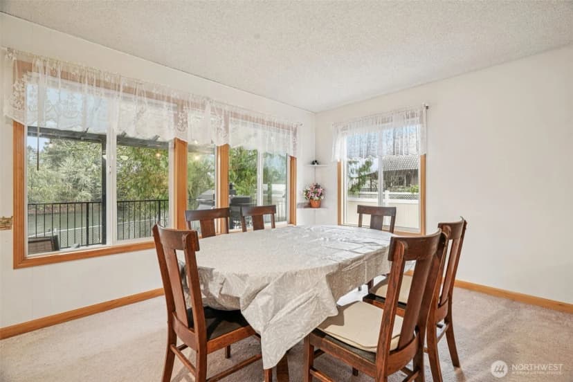 Property photo for 718 Ne Cottonwood Drive, Woodland photo 6
