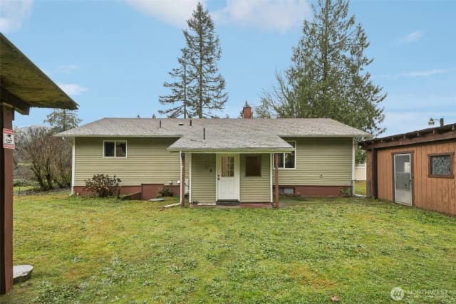 Property photo for 718 Ne Cottonwood Drive, Woodland photo 2