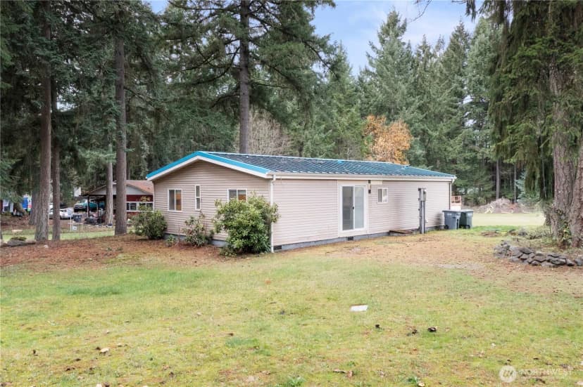 Property photo for 11305 207th Street E, Graham photo 9
