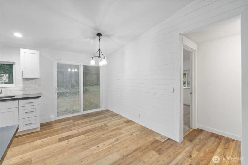 Property photo for 11305 207th Street E, Graham photo 17