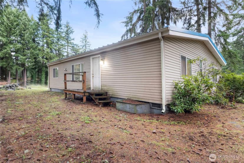 Property photo for 11305 207th Street E, Graham photo 11