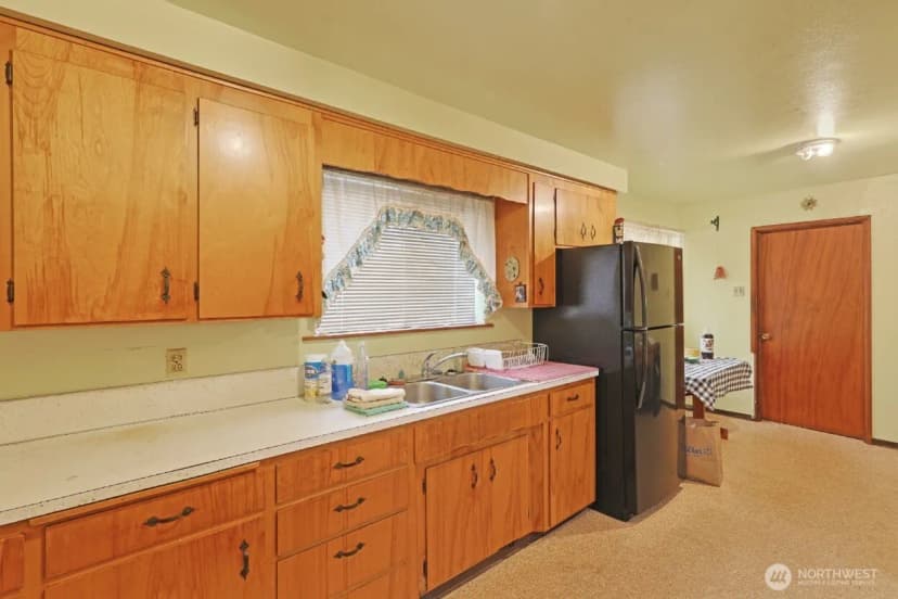 Property photo for 2725 112th Avenue E, Edgewood photo 8