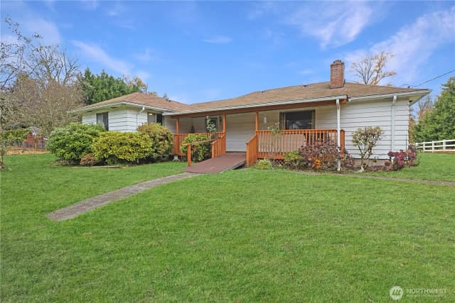Property photo for 2725 112th Avenue E, Edgewood