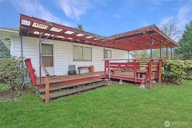 Property photo for 2725 112th Avenue E, Edgewood photo 2