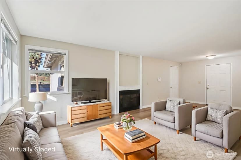 Property photo for 10114 11th Avenue S, Seattle photo 4