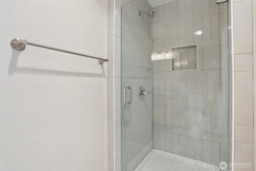 Property photo for 10114 11th Avenue S, Seattle photo 21