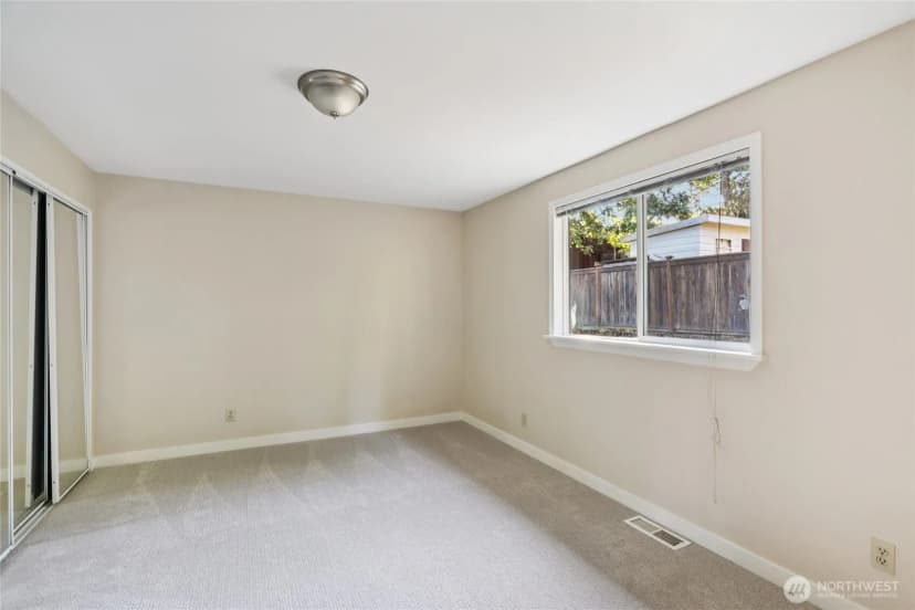 Property photo for 10114 11th Avenue S, Seattle photo 29