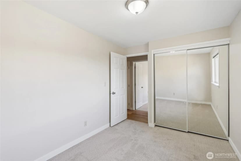 Property photo for 10114 11th Avenue S, Seattle photo 28